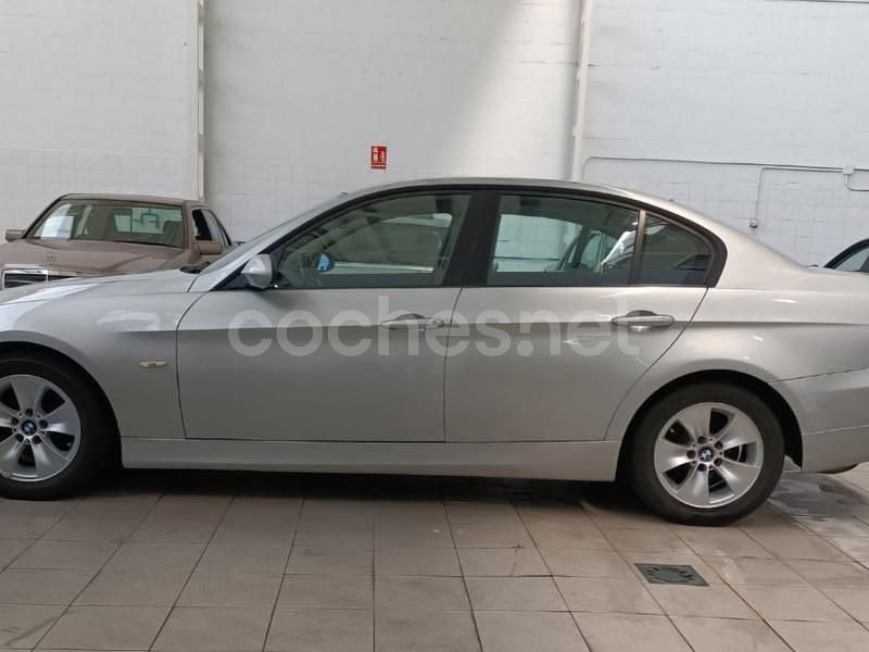 Gris / plata Usado 2006 BMW 320 Berlina | 7000 € (Un poco caro) - Imagen 1/4