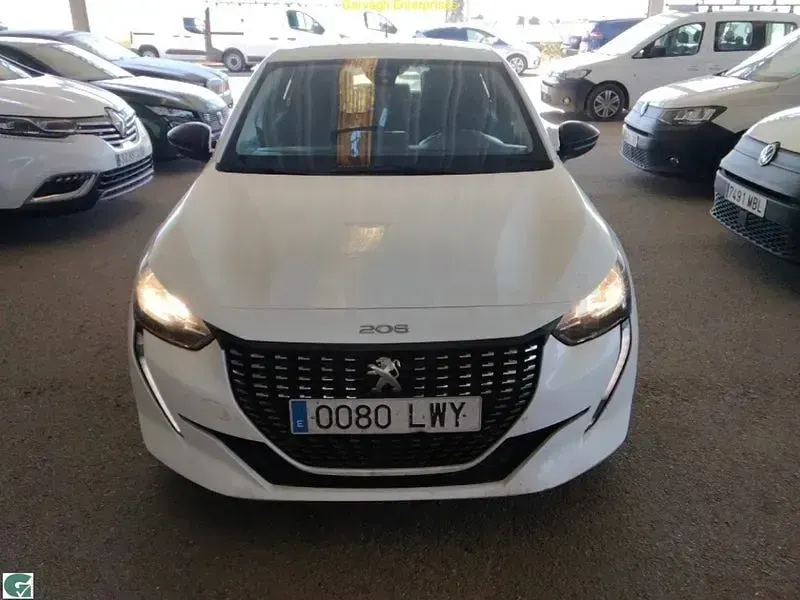 Usado Peugeot 208 Active 100 CV (73 kW) 2023 Blanco Utilitario