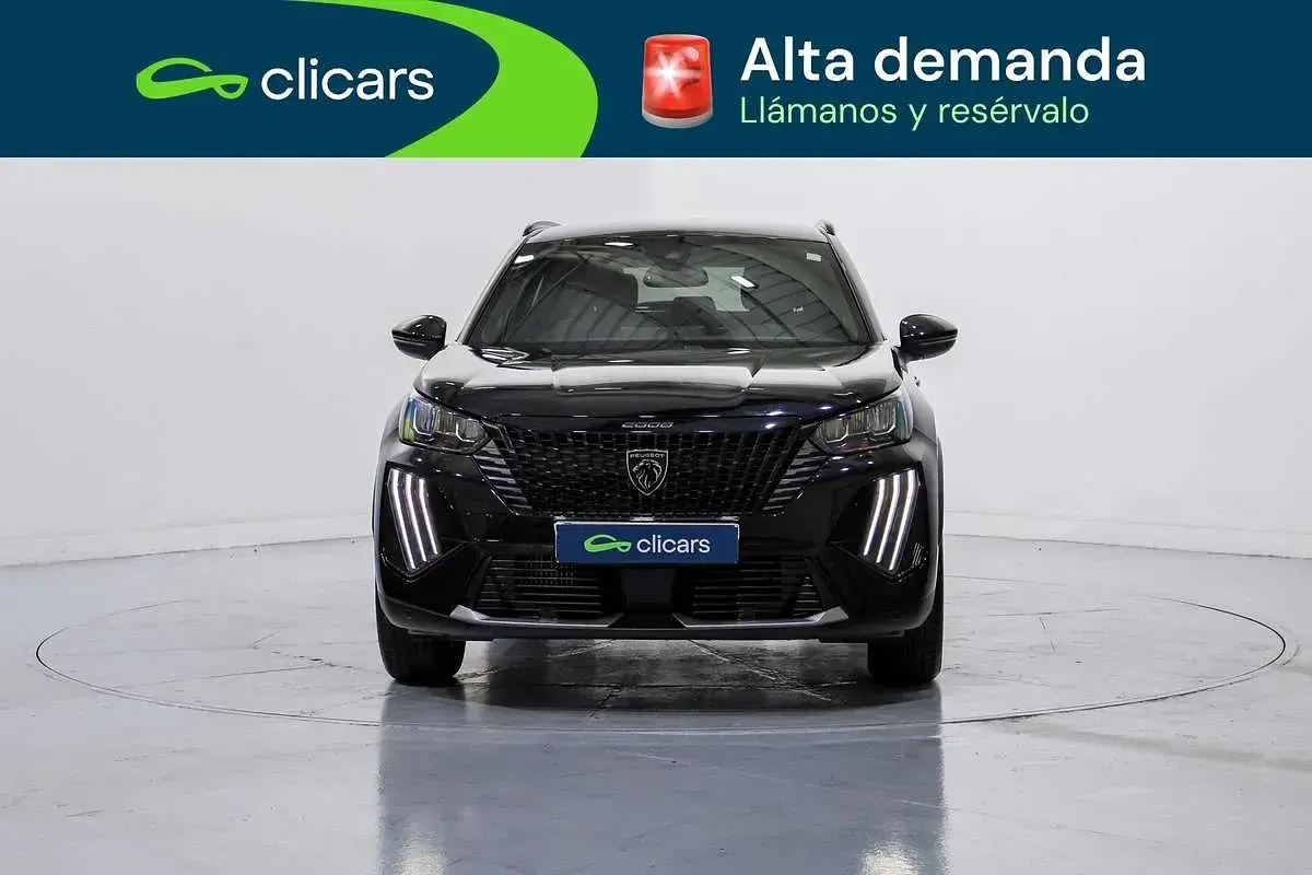 Usado Peugeot 2008 Allure 102 CV (75 kW) 2025 Negro SUV