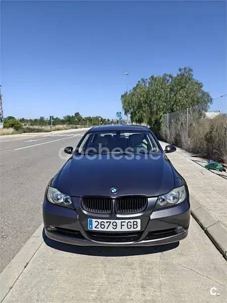 Usado BMW 320 163 CV (119 kW) 2006 Gris / plata Berlina