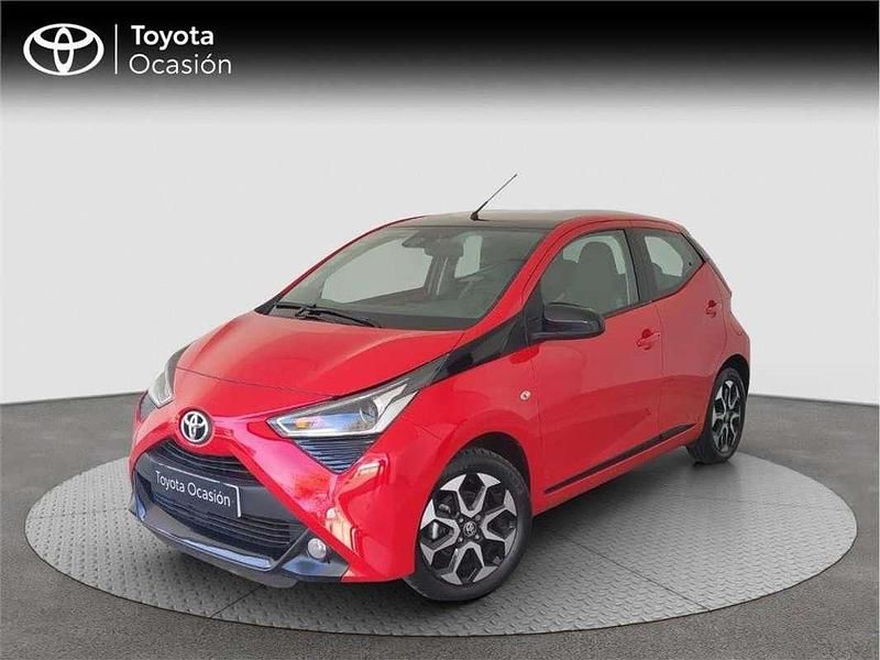 Usado 2021 Toyota Aygo X-play Utilitario | 11.490 € (Precio justo) - Imagen 1/4