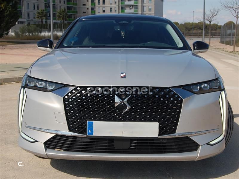 Usado DS Automobiles DS4 Rivoli 225 CV (165 kW) 2022 Gris / plata SUV