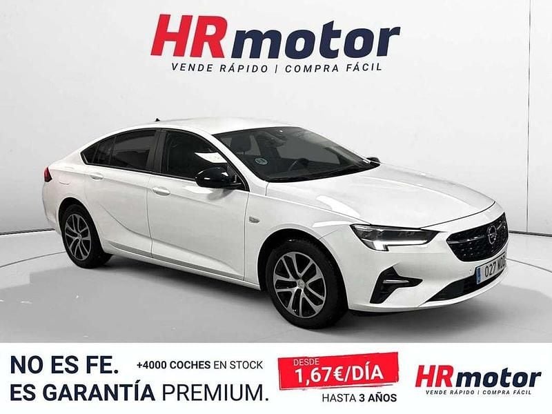 Usado Opel Insignia Edition 122 CV (89 kW) 2022 Blanco Berlina