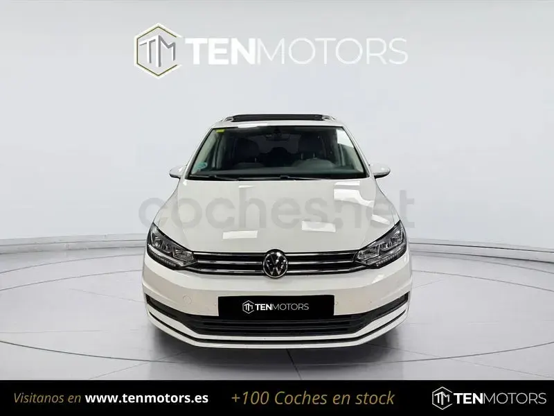 Usado VW Touran Advance 115 CV (84 kW) 2020 Blanco Monovolumen