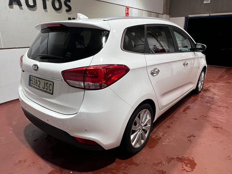 Usado Kia Carens 135 CV (99 kW) 2016 Blanco Monovolumen