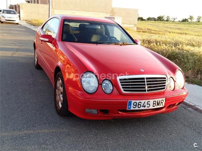 Rojo Usado 2001 Mercedes CLK200 Avantgarde Coupe | 4500 € (Precio justo) - Imagen 1/4