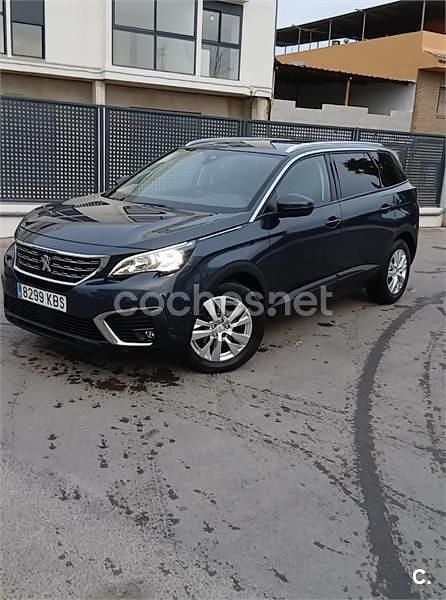 Azul Usado 2018 Peugeot 5008 Active SUV | 11.500 € (Buen precio) - Imagen 1/4