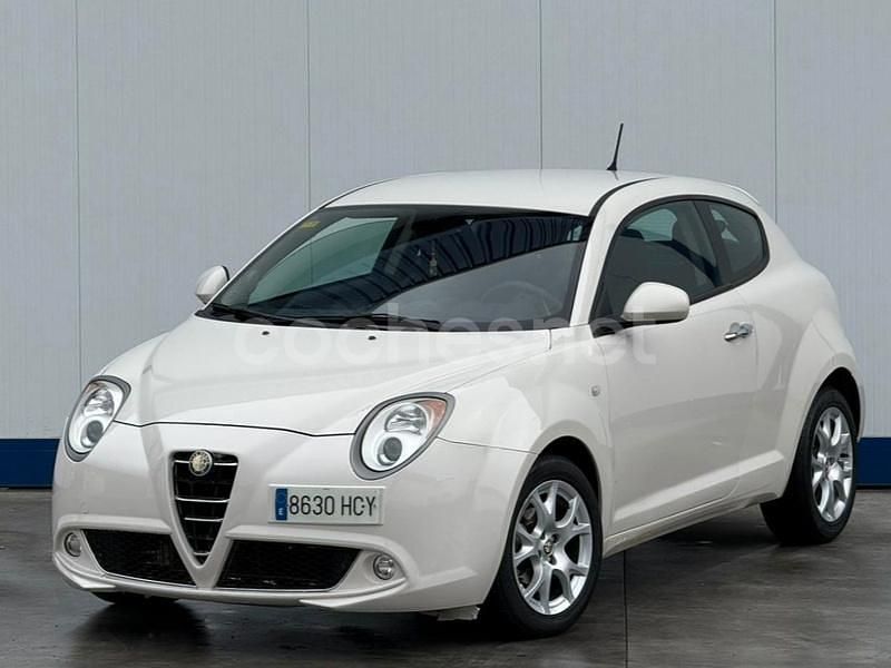 Blanco Usado 2011 Alfa Romeo MiTo Distinctive Utilitario | 4900 € (Buen precio) - Imagen 1/4