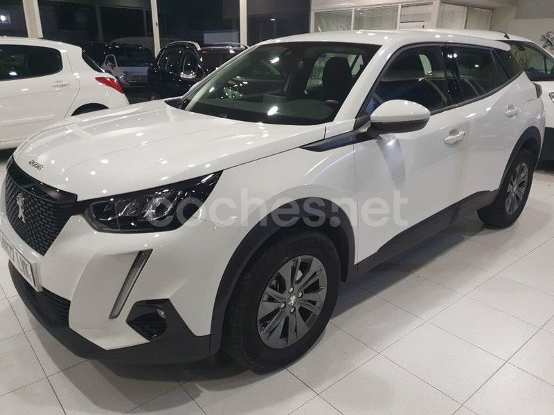 Usado Peugeot 2008 Active 110 CV (80 kW) 2021 Blanco SUV