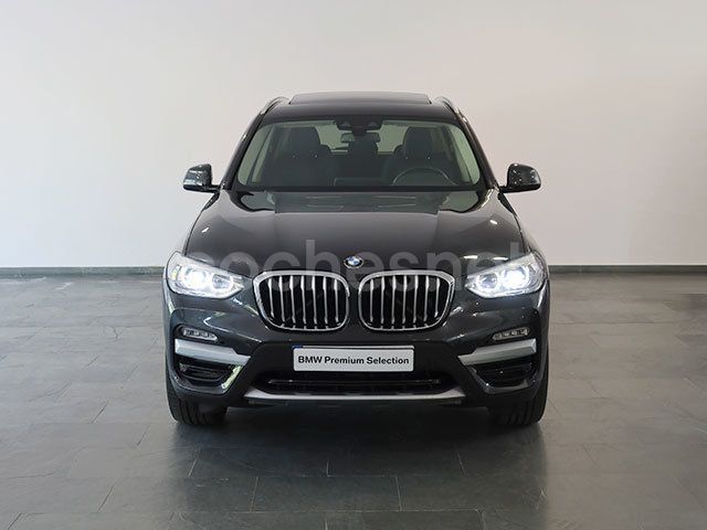 Usado BMW X3 Comfort Edition 190 CV (139 kW) 2020 Gris / plata SUV