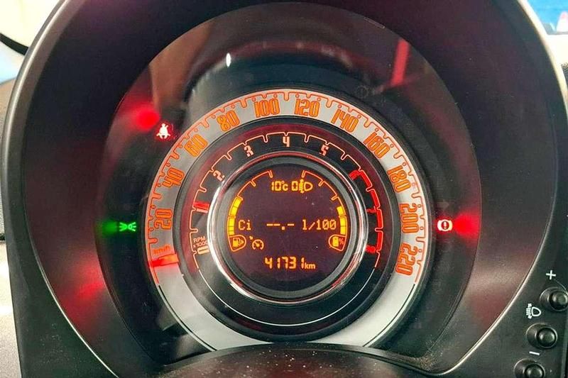 Usado Fiat 500 Lounge 69 CV (50 kW) 2020 Gris Berlina