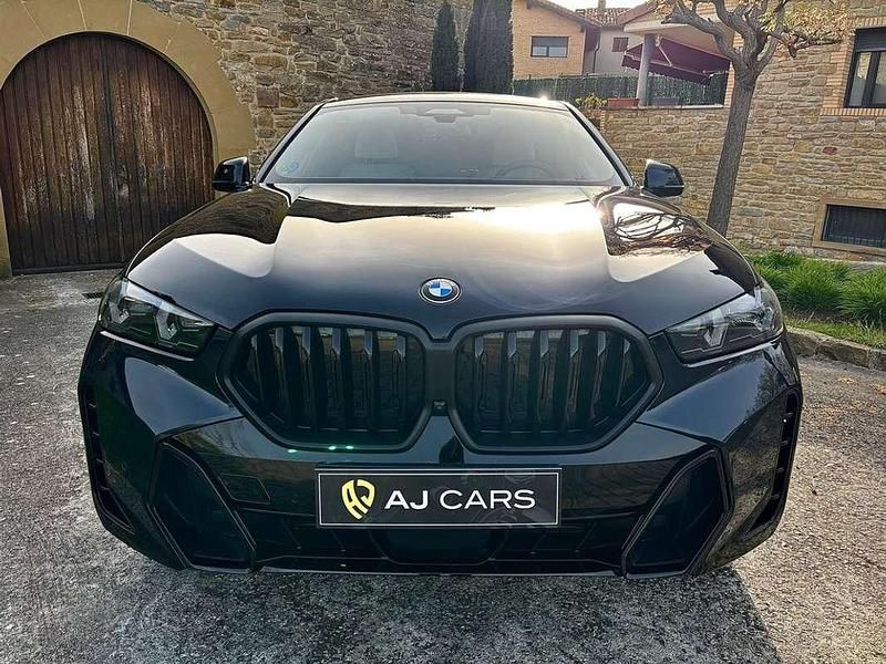 Usado BMW X6 M Sport 351 CV (258 kW) 2024 Negro SUV
