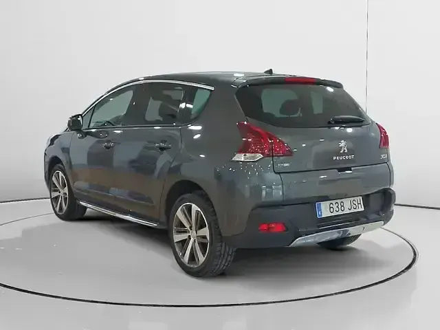 Usado Peugeot 3008 Allure 130 CV (95 kW) 2016 Gris Monovolumen