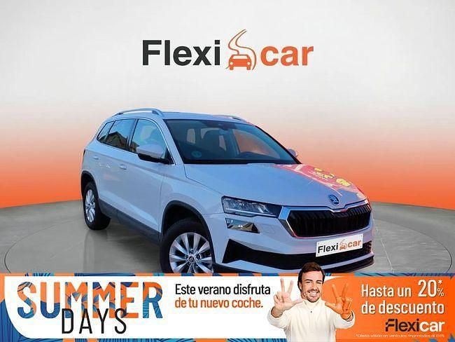 Usado Skoda Karoq Ambition 115 CV (84 kW) 2022 Blanco SUV