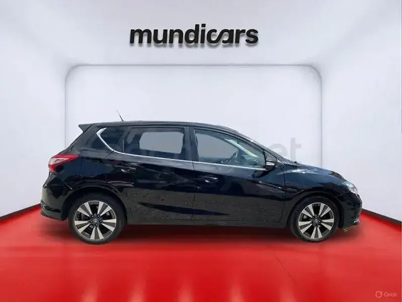 Usado Nissan Pulsar Tekna 110 CV (80 kW) 2016 Negro Utilitario