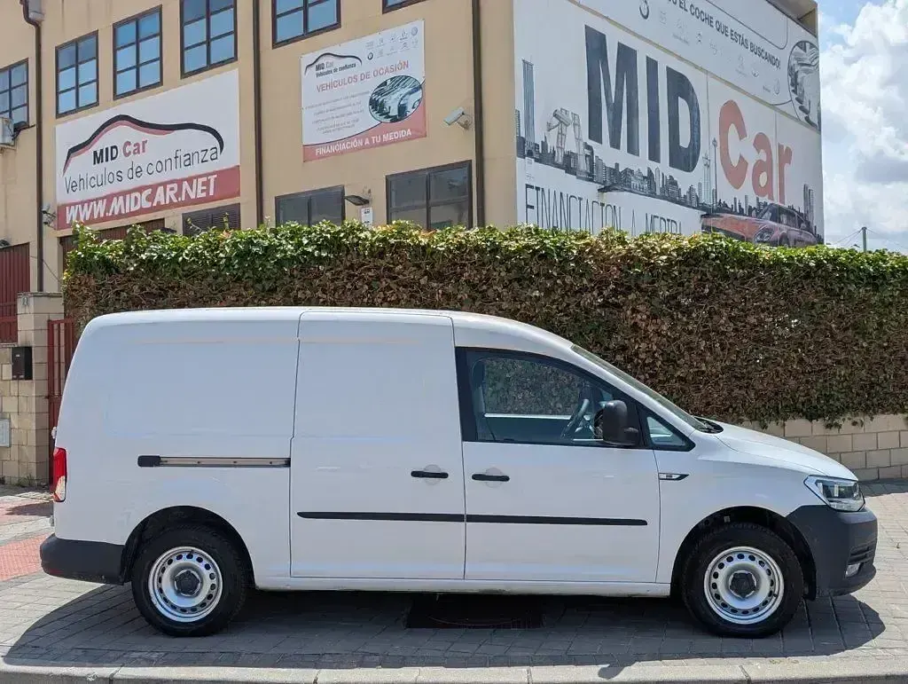Usado VW Caddy 102 CV (75 kW) 2019 Blanco Monovolumen