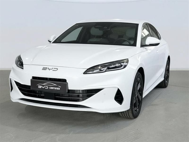 Polar white Nuevo 2025 BYD Seal Comfort Familiar | 34.390 € (Precio justo) - Imagen 1/4