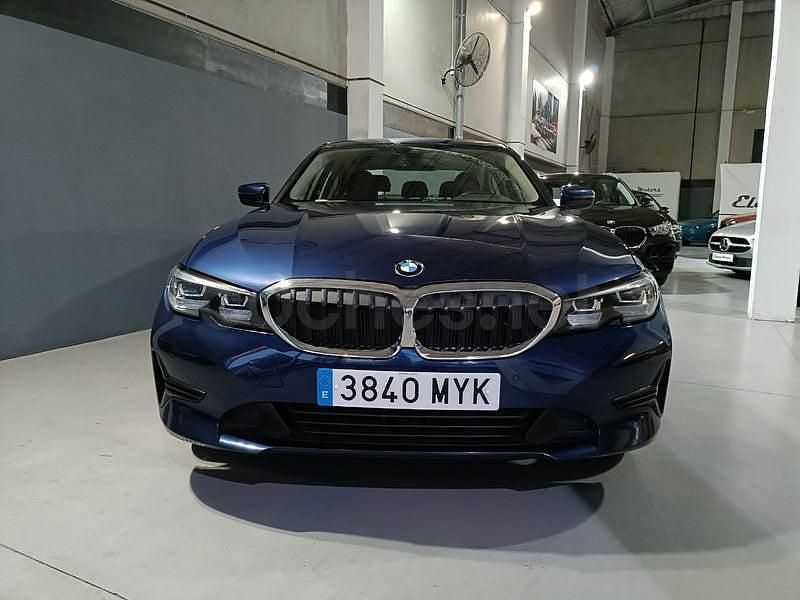 Usado BMW 318 Comfort Edition 150 CV (110 kW) 2020 Azul Berlina