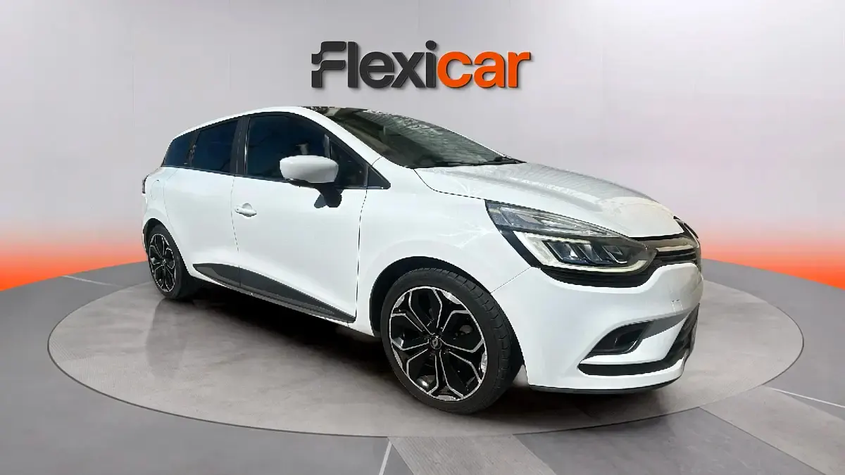 Usado Renault Clio GrandTour Zen 120 CV (88 kW) 2018 Familiar