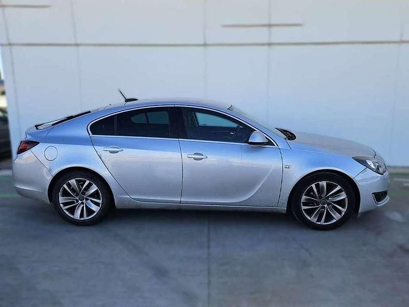 Usado Opel Insignia Excellence 136 HP (100 kW) 2017 Cinzento Sedan