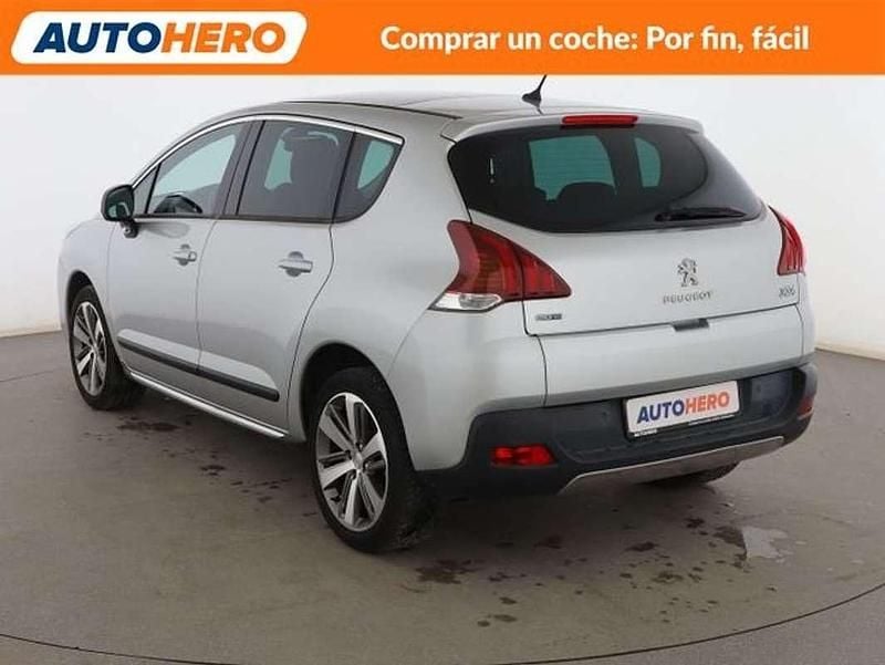 Usado Peugeot 3008 Allure 120 CV (88 kW) 2015 Gris Familiar
