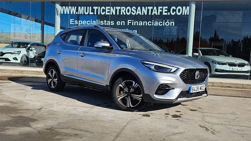 Usado MG ZS Comfort 111 CV (81 kW) 2023 Gris SUV
