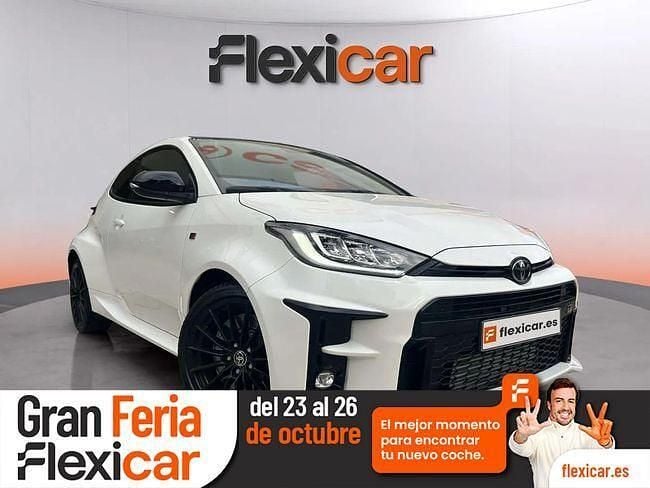 Blanco Usado 2022 Toyota Yaris Utilitario | 30.990 € (Buen precio) - Imagen 1/4