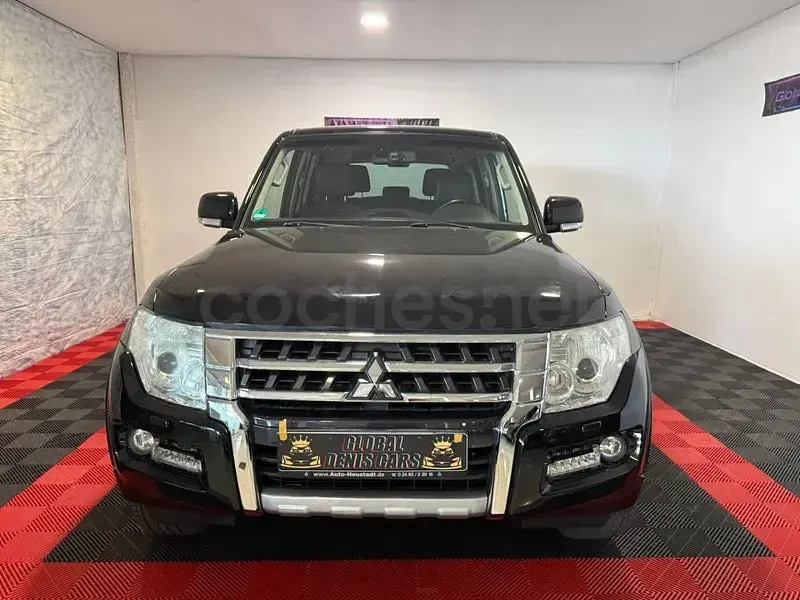 Usado Mitsubishi Montero 190 CV (139 kW) 2018 Negro SUV
