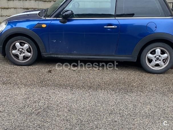 Usado Mini ONE 90 CV (66 kW) 2006 Azul Utilitario