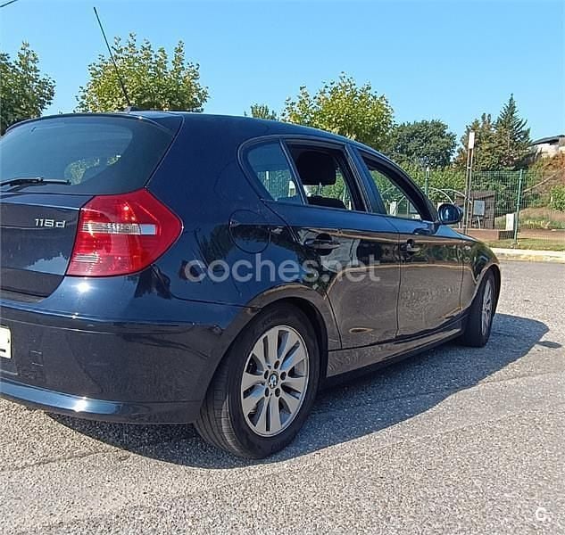 Azul Usado 2007 BMW 118 Utilitario | 6400 € (Precio justo) - Imagen 1/4