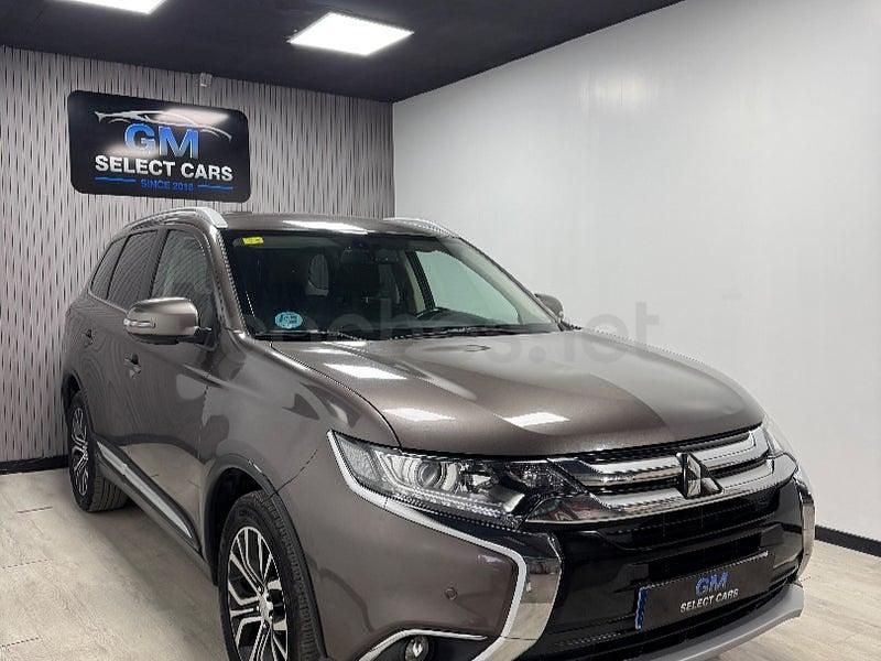 Usado Mitsubishi Outlander Motion 150 CV (110 kW) 2018 Marrón SUV