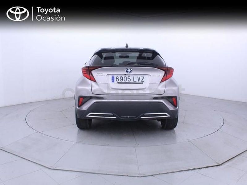 Usado Toyota C-HR Advance 184 CV (135 kW) 2022 Gris / plata SUV
