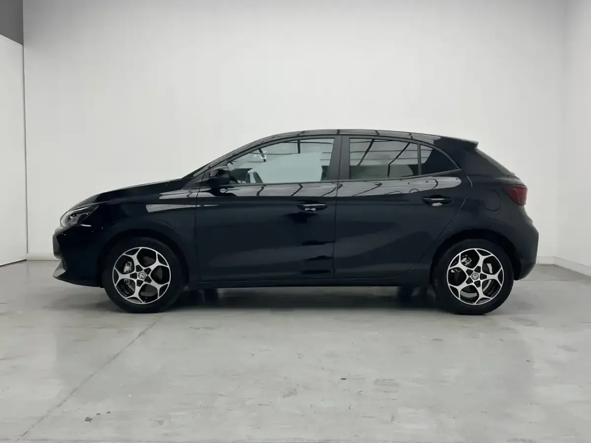 Nuevo MG MG3 Luxury 195 CV (143 kW) 2026 Negro Utilitario