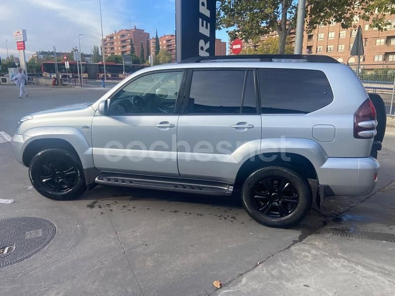 Usado Toyota Land Cruiser 166 CV (122 kW) 2004 Gris / plata SUV
