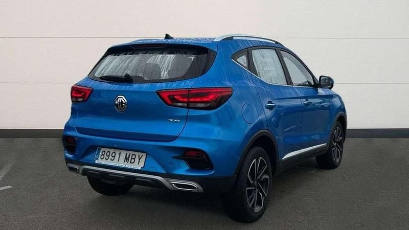 Usado MG ZS Luxury 107 HP (78 kW) 2022 Azul Sedan