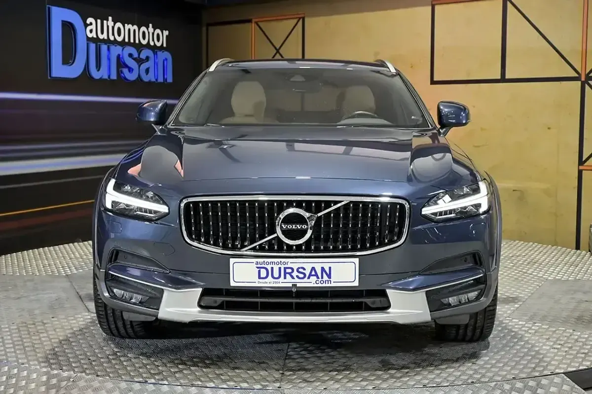 Usado Volvo V90 Pro 190 CV (139 kW) 2019 Azul Familiar