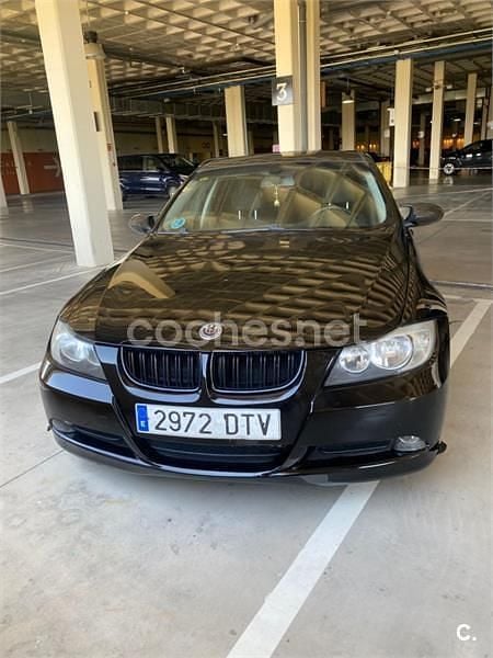 Usado BMW 318 129 CV (94 kW) 2005 Negro Berlina