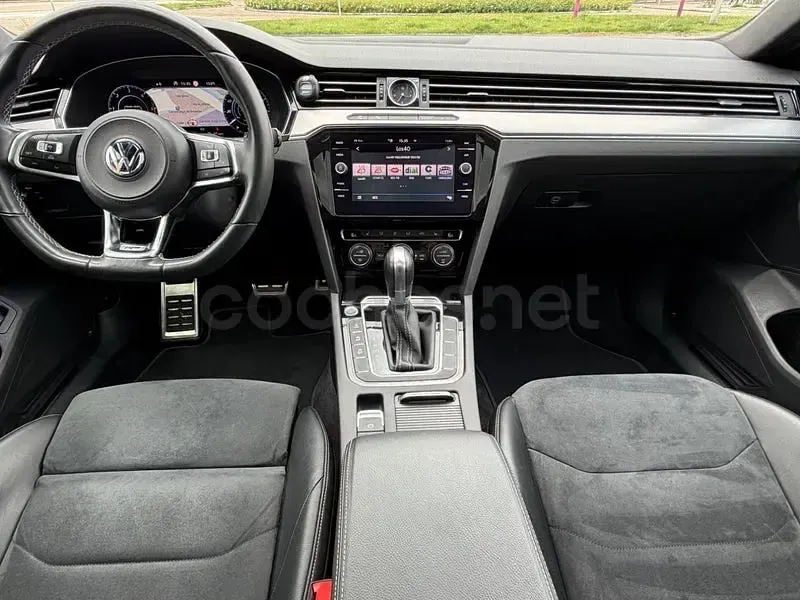 Usado VW Arteon R-line 190 CV (139 kW) 2018 Negro Utilitario