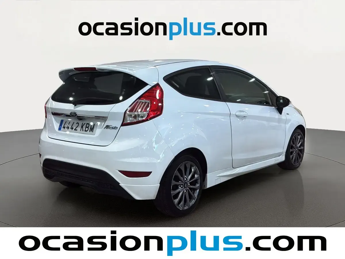 Usado Ford Fiesta ST-Line 95 CV (69 kW) 2017 Blanco Utilitario