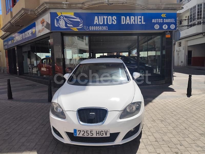 Blanco Usado 2011 Seat Leon Reference Berlina | 4990 € (Precio justo) - Imagen 1/4