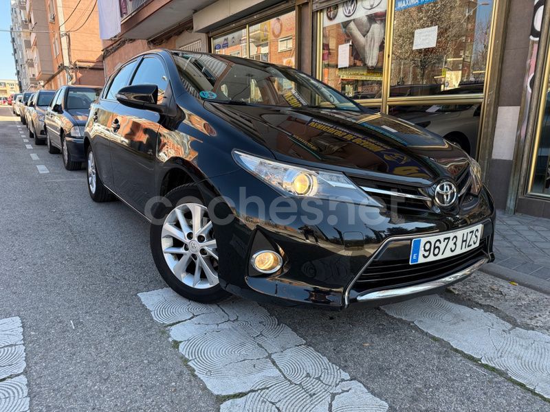 Negro Usado 2015 Toyota Auris Business Edition Berlina | 11.990 € (Precio justo) - Imagen 1/4