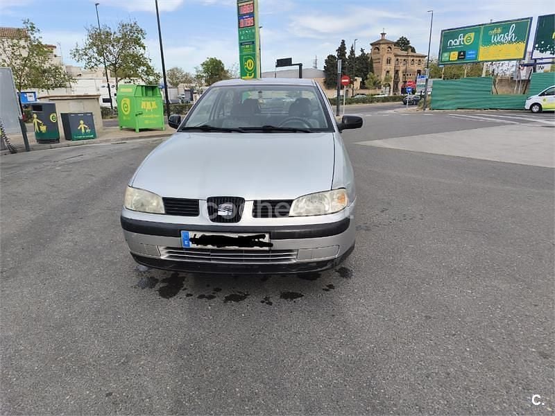 Brugt Seat Ibiza Stella 68 HK (50 kW) 2001 Grå Hatchback