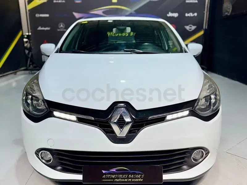 Usado Renault Clio IV Dynamique 90 CV (66 kW) 2013 Blanco Berlina