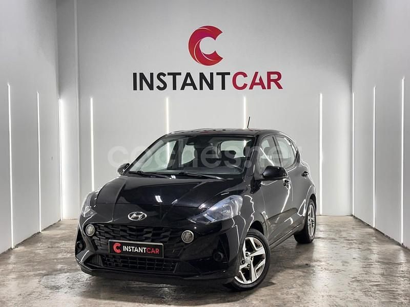 Usado Hyundai i10 67 CV (49 kW) 2021 Negro Utilitario