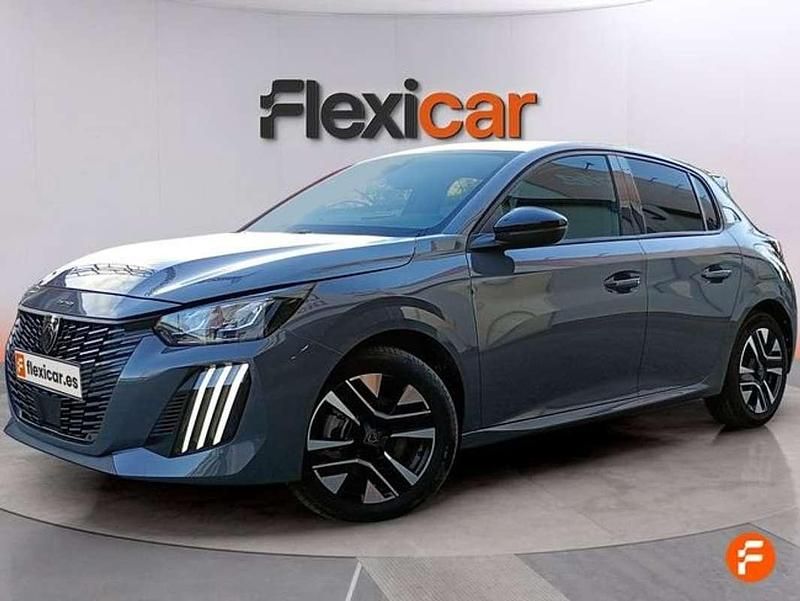 Usado Peugeot 208 Allure 110 CV (80 kW) 2025 Gris Utilitario