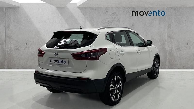 Usado Nissan Qashqai Acenta 158 CV (116 kW) 2021 Blanco SUV