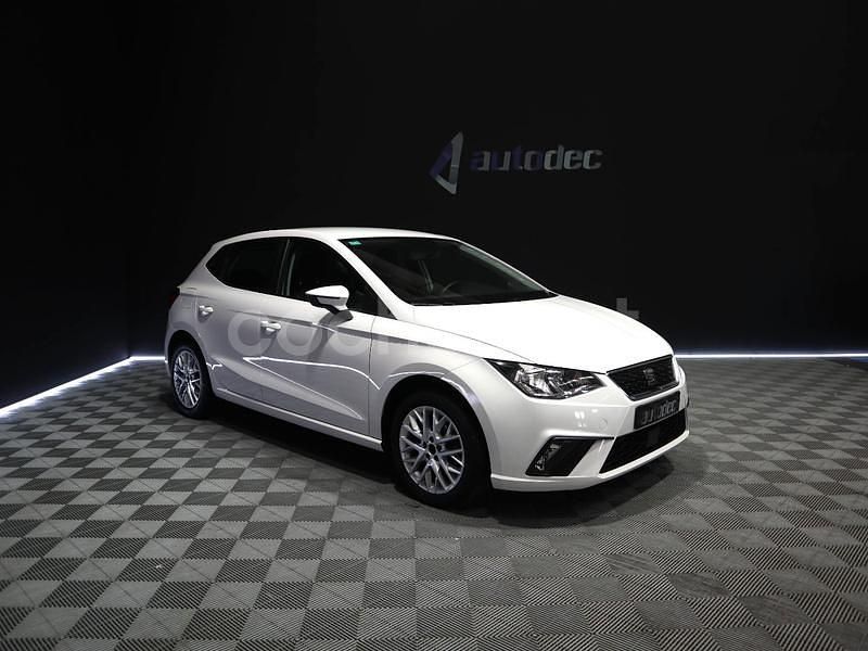 Usado Seat Ibiza Style 80 CV (58 kW) 2021 Blanco Berlina