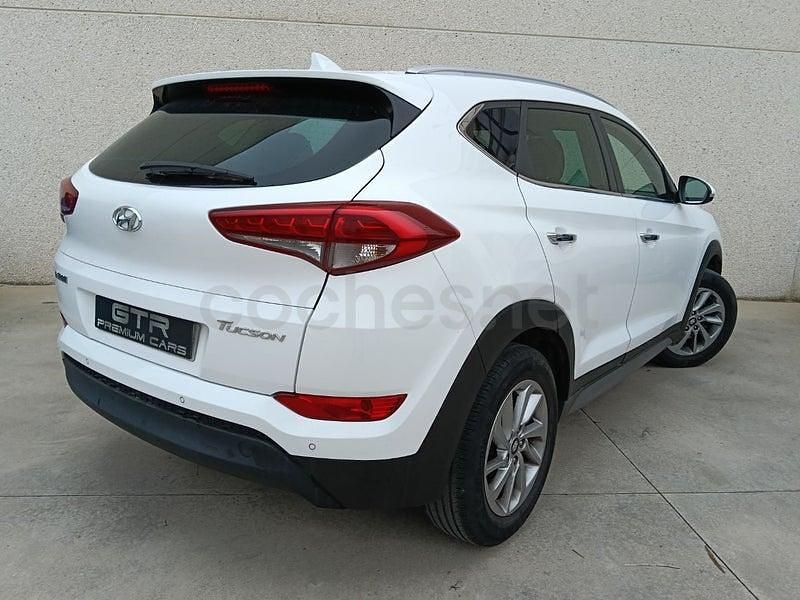 Usado Hyundai Tucson 115 CV (84 kW) 2016 Blanco SUV
