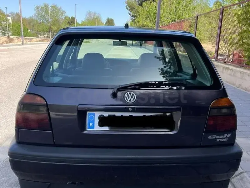 Usado VW Golf III 174 CV (127 kW) 1996 Violeta / lila Berlina