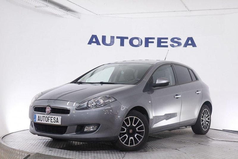 Gris titanio Usado 2012 Fiat Bravo Life Utilitario | 5200 € (Precio justo) - Imagen 1/4